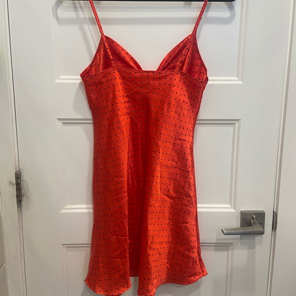 satin effect slip dress with black heart pattern - Picture 4 of 4